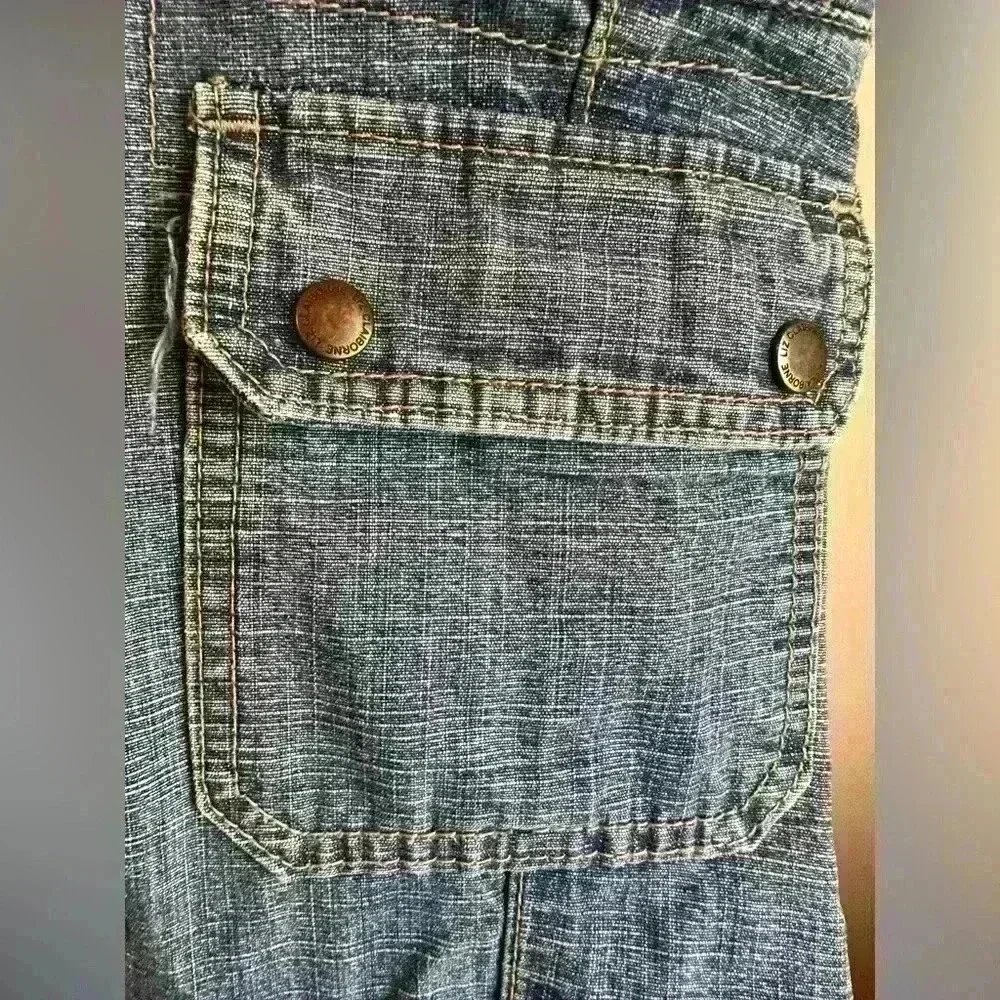 Liz Claiborne Size 10 Women’s Jeans/Capris. - Picture 10 of 10